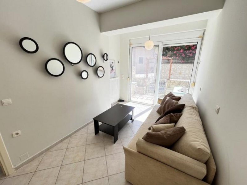 Kournas MIT VIDEO: Kreta, Kournas: Schöne Villa mit drei Schlafzimmern, nur wenige Schritte vom Kournas-See entfernt Haus kaufen